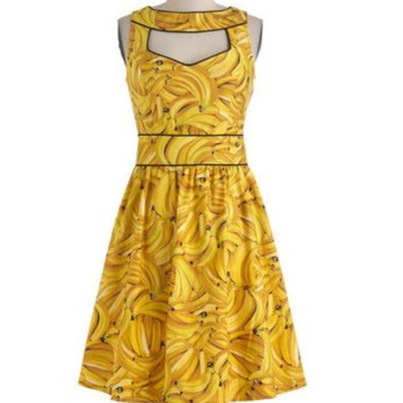 Modcloth Dresses & Skirts - Modcloth Plaza Perfection Banana Pin-up Dress